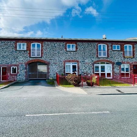 Lovely Apartment Overlooking The Harbour And Bay Ardglass Zewnętrze zdjęcie