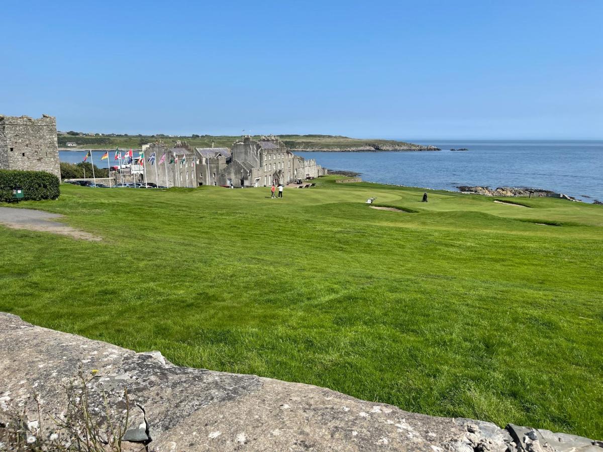 Lovely Apartment Overlooking The Harbour And Bay Ardglass Zewnętrze zdjęcie